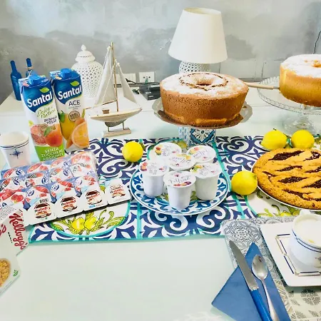 فندق مبيت وإفطار Sognando أغروبولي